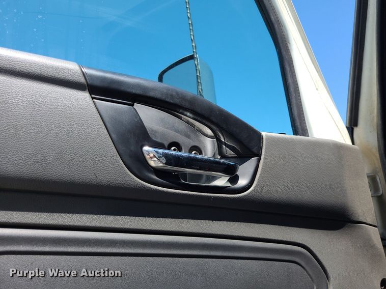 image for item DK1962 2020 International LT625  semi truck