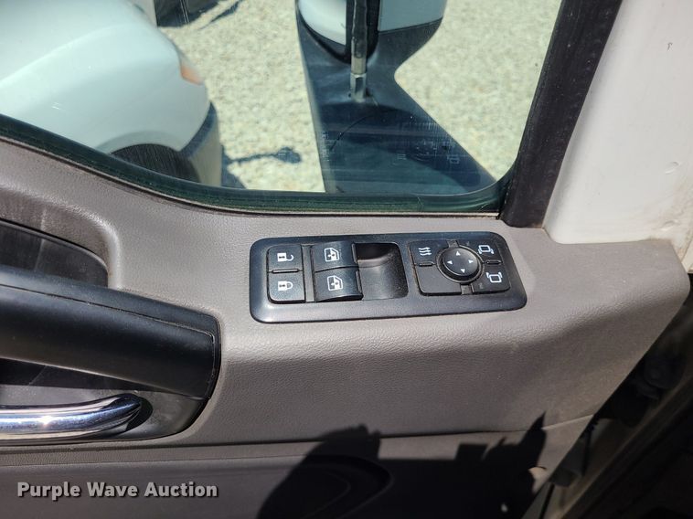 image for item DK1962 2020 International LT625  semi truck