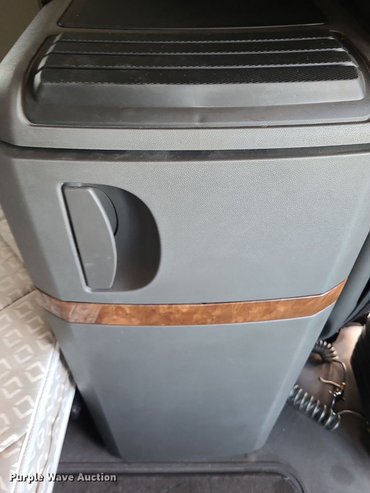 image for item DK1962 2020 International LT625  semi truck