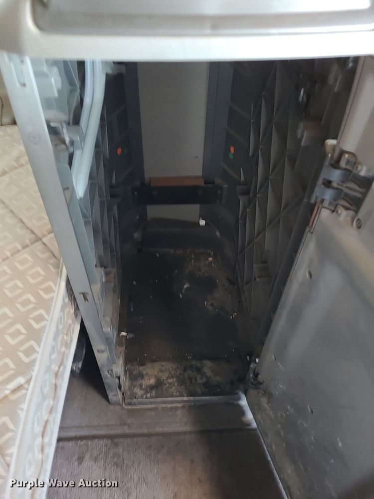 image for item DK1962 2020 International LT625  semi truck