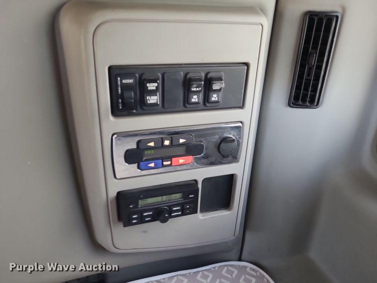 image for item DK1962 2020 International LT625  semi truck