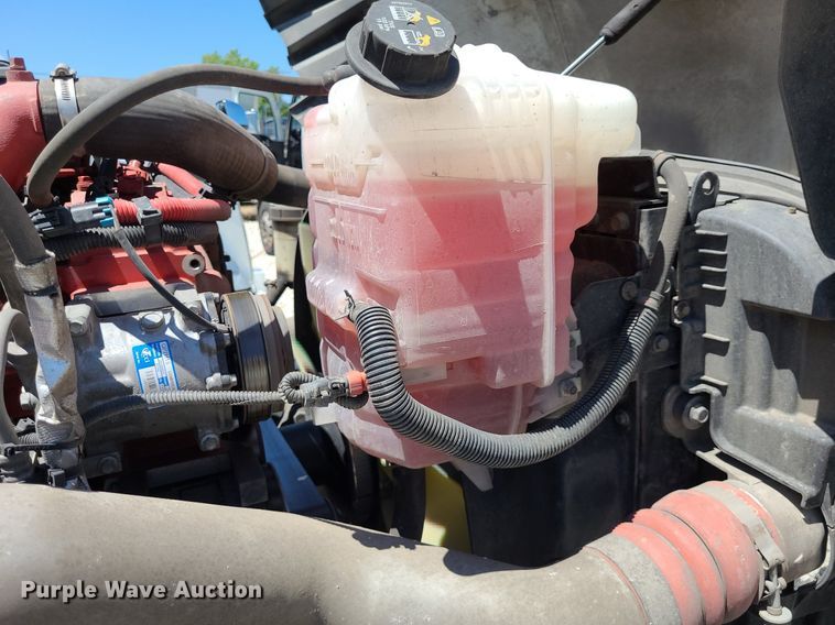 image for item DK1962 2020 International LT625  semi truck