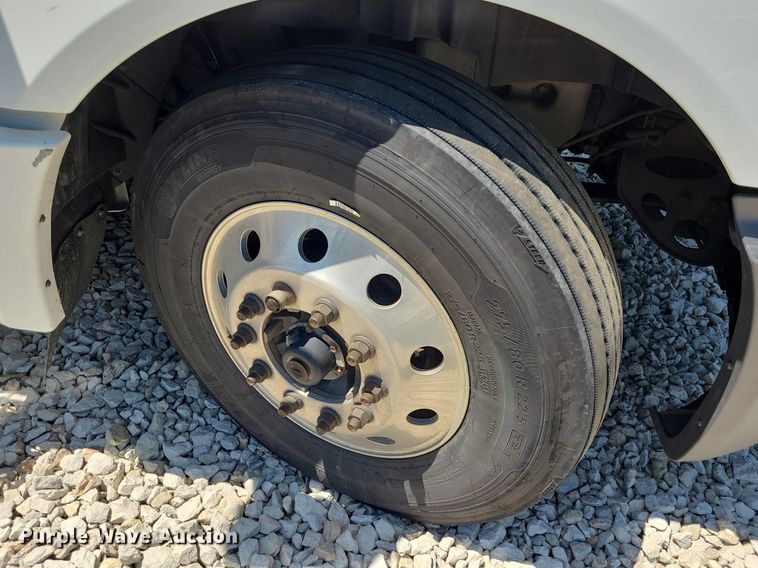 image for item DK1962 2020 International LT625  semi truck