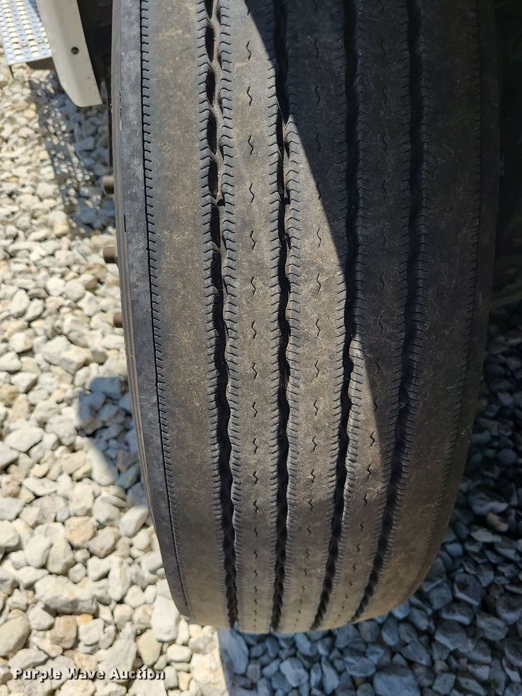 image for item DK1962 2020 International LT625  semi truck