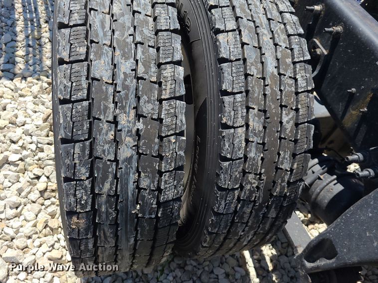 image for item DK1962 2020 International LT625  semi truck