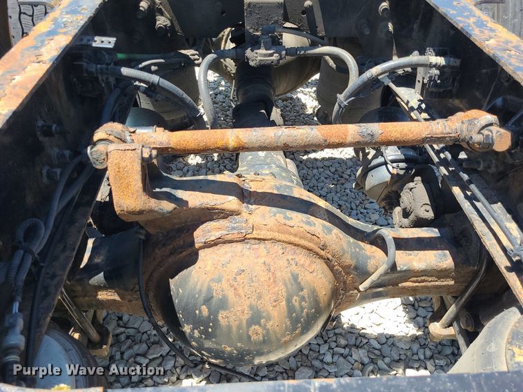 image for item DK1963 2018 International LT625  semi truck