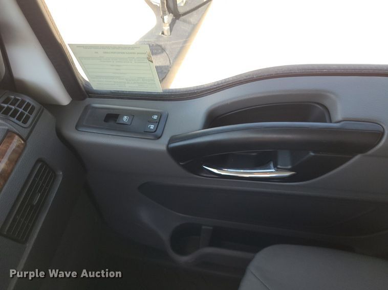 image for item DK1963 2018 International LT625  semi truck