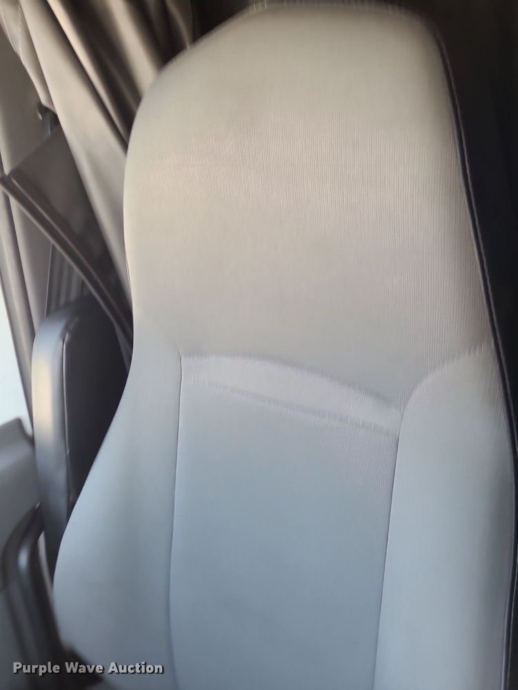 image for item DK1963 2018 International LT625  semi truck