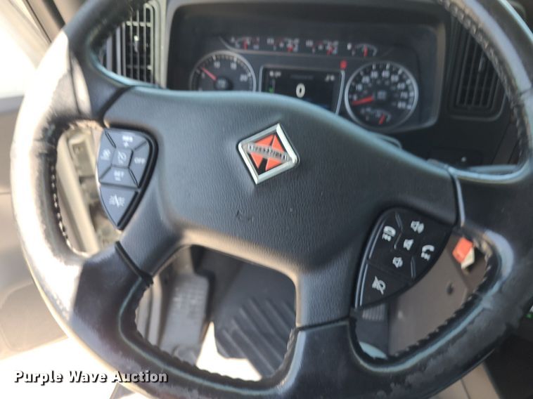 image for item DK1963 2018 International LT625  semi truck