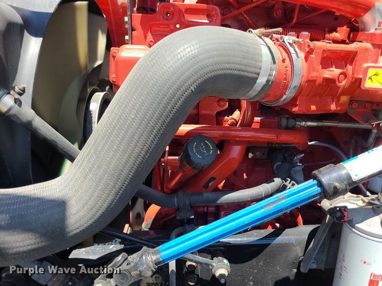 image for item DK1963 2018 International LT625  semi truck