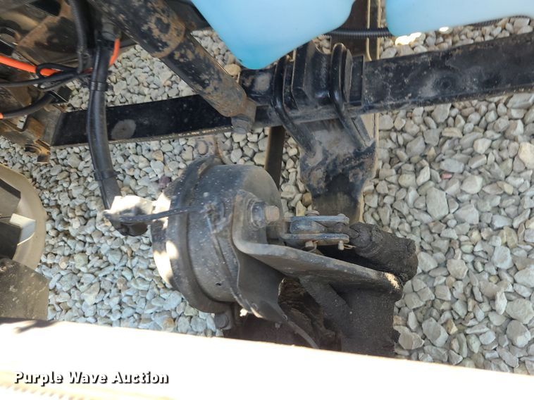 image for item DK1963 2018 International LT625  semi truck