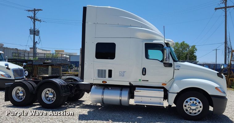 image for item DK1964 2019 International LT625  semi truck