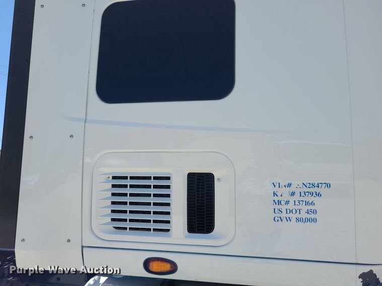 image for item DK1964 2019 International LT625  semi truck