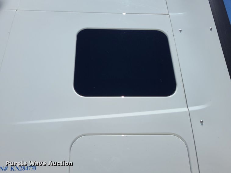 image for item DK1964 2019 International LT625  semi truck