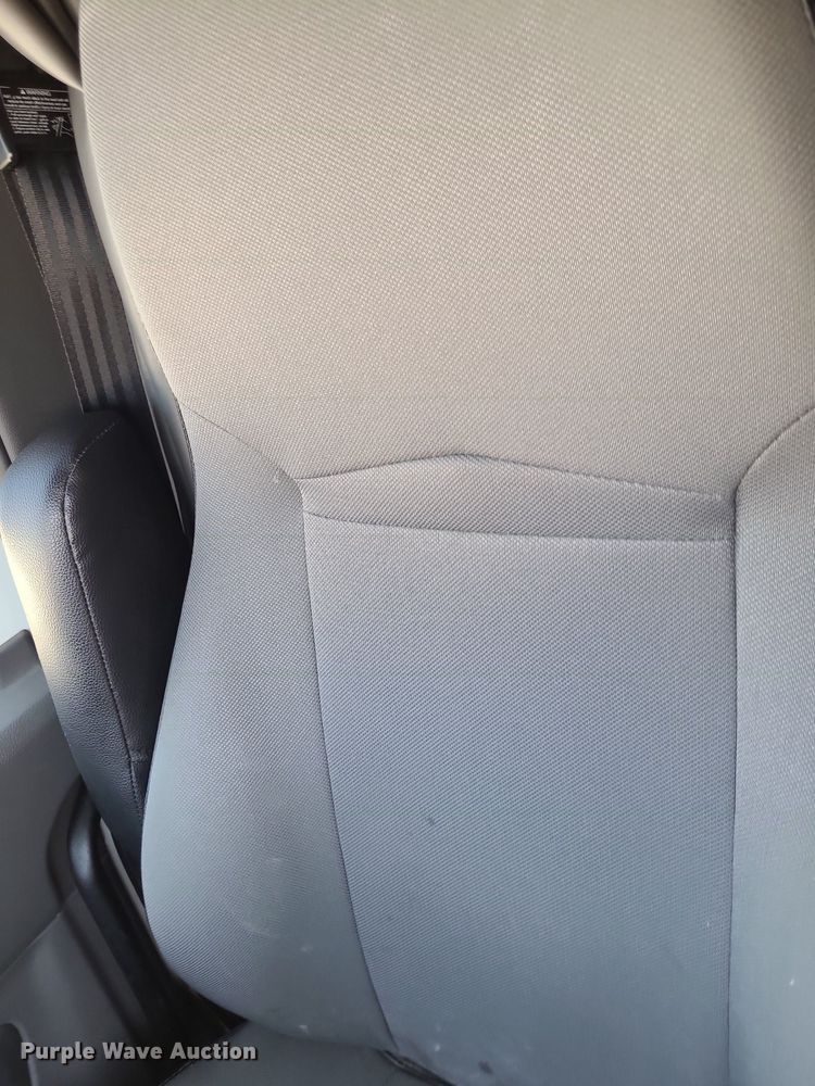 image for item DK1964 2019 International LT625  semi truck