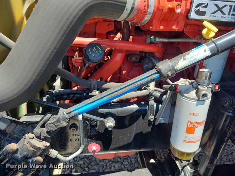 image for item DK1964 2019 International LT625  semi truck