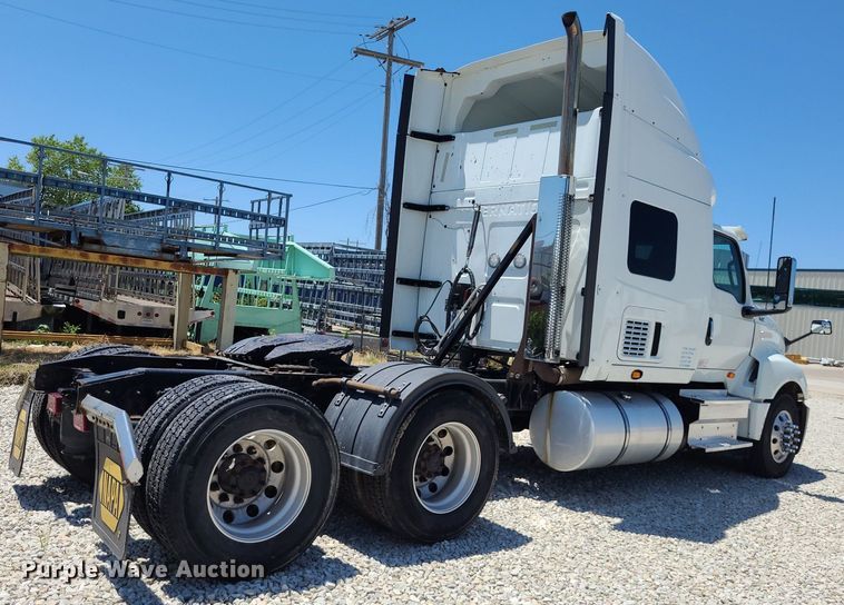 image for item DK1965 2018 International LT625  semi truck