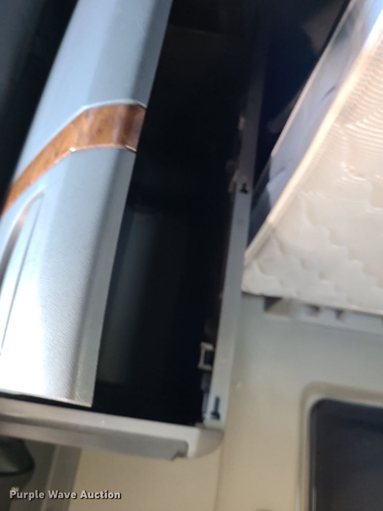 image for item DK1965 2018 International LT625  semi truck