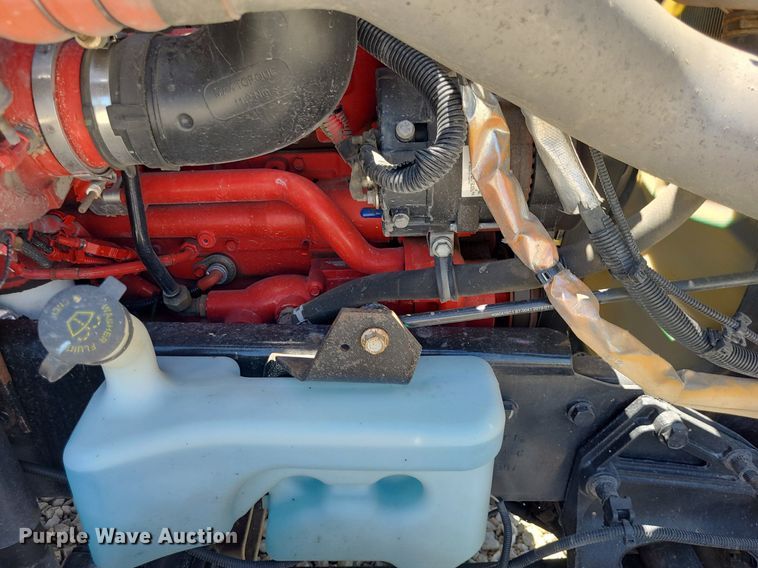 image for item DK1965 2018 International LT625  semi truck