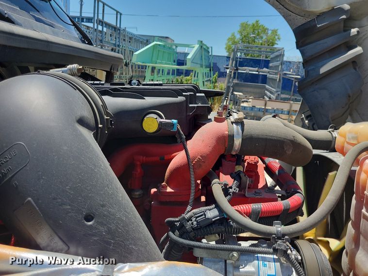 image for item DK1965 2018 International LT625  semi truck