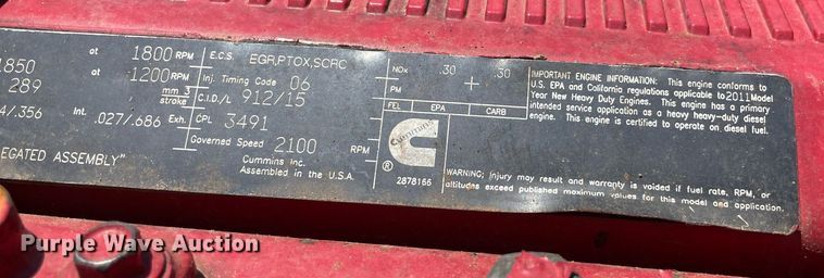 image for item DM0282 2012 Peterbilt 388  semi truck