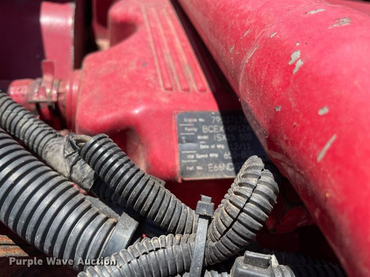 image for item DM0282 2012 Peterbilt 388  semi truck