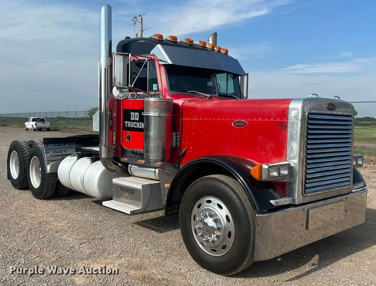 image for item DN3012 1999 Peterbilt 379  semi truck