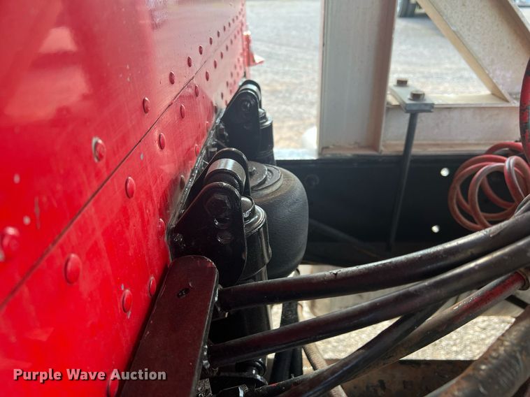 image for item DN3012 1999 Peterbilt 379  semi truck