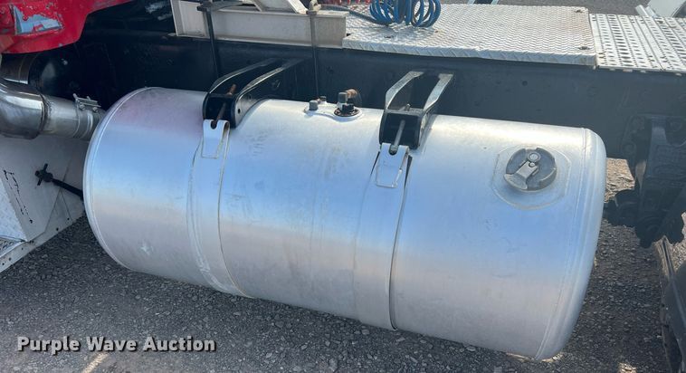 image for item DN3012 1999 Peterbilt 379  semi truck