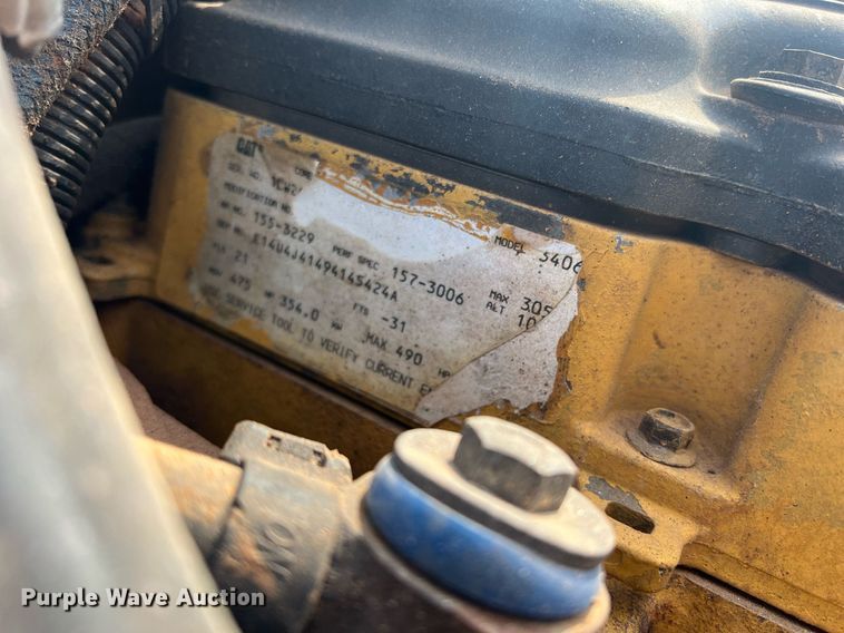 image for item DN3012 1999 Peterbilt 379  semi truck