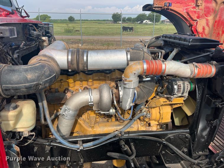 image for item DN3012 1999 Peterbilt 379  semi truck