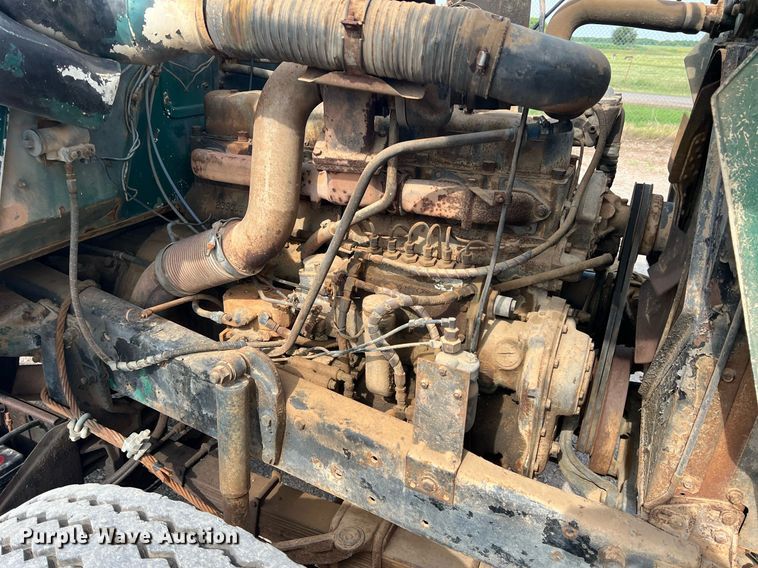 image for item DN3014 1971 Mack R685ST  semi truck