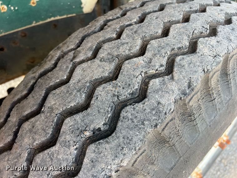 image for item DN3014 1971 Mack R685ST  semi truck