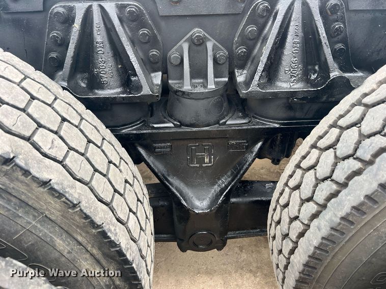 image for item DN3039 2007 Western Star 4900  semi truck