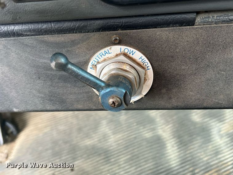 image for item DN3039 2007 Western Star 4900  semi truck