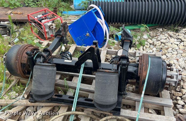 image for item DN3042 Meritor MR20005  tag axle