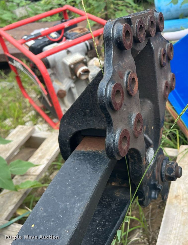 image for item DN3042 Meritor MR20005  tag axle