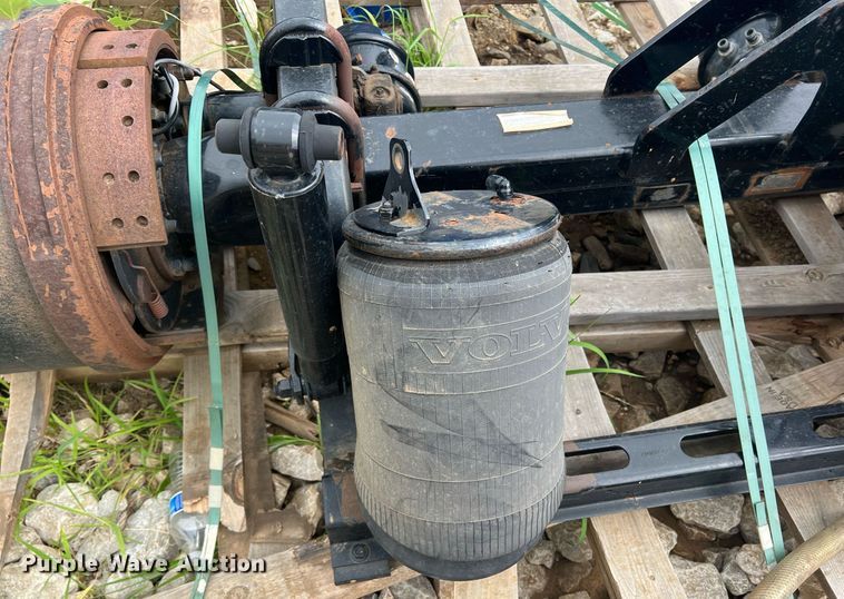 image for item DN3042 Meritor MR20005  tag axle