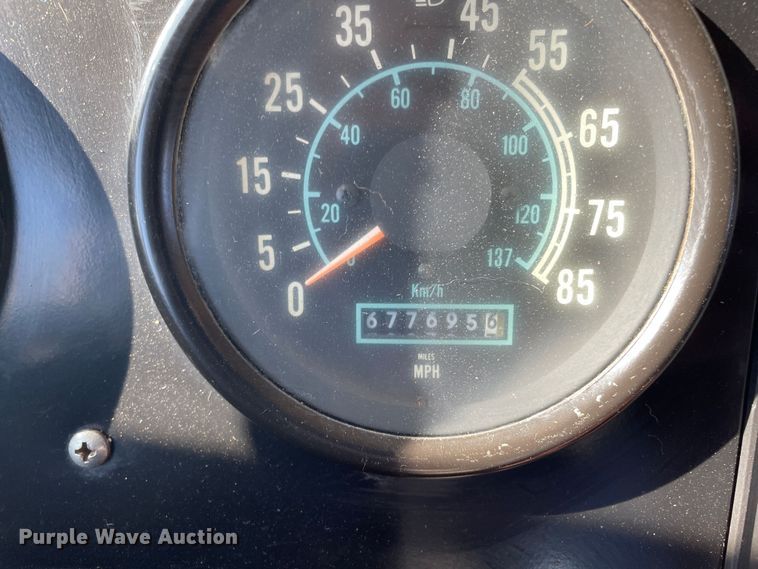 image for item DN4666 1989 International COF-9670  semi truck