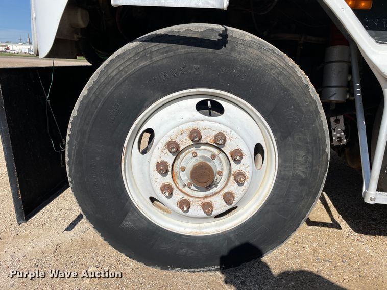 image for item DN4666 1989 International COF-9670  semi truck