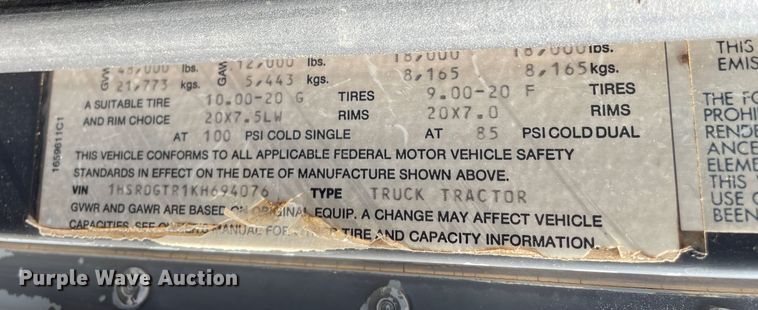 image for item DN4666 1989 International COF-9670  semi truck