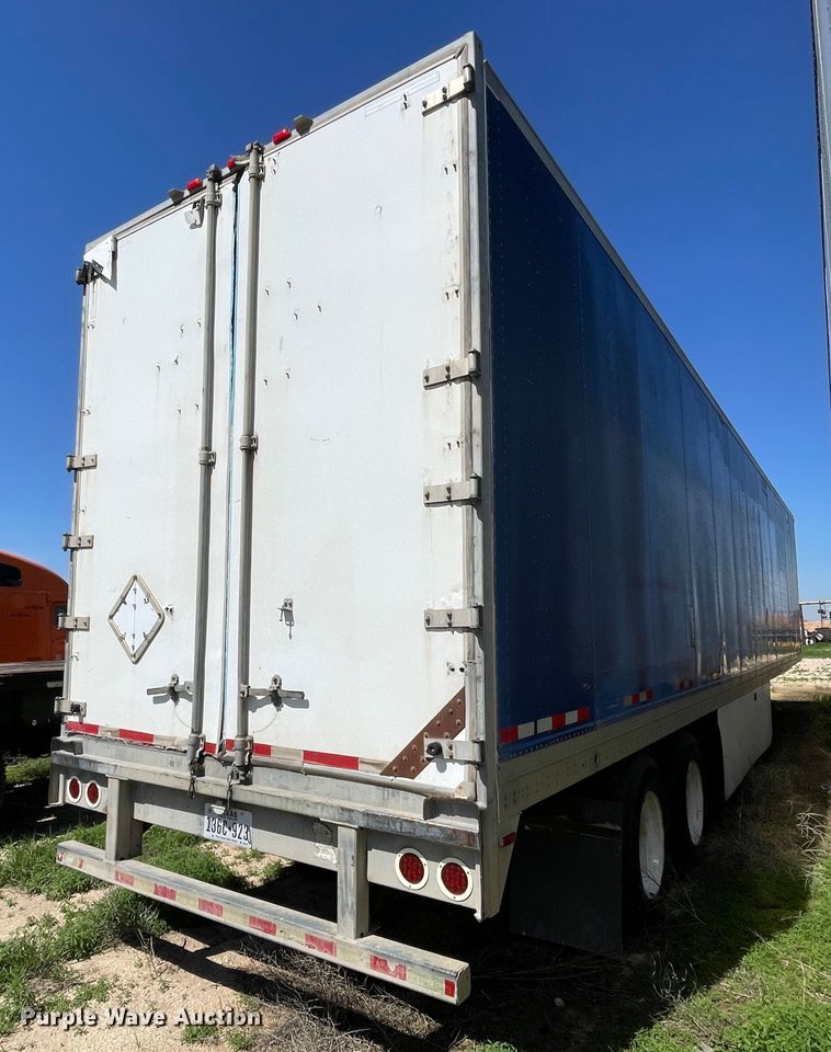 image for item DN4668 2001 Manac 48TAV  dry van trailer