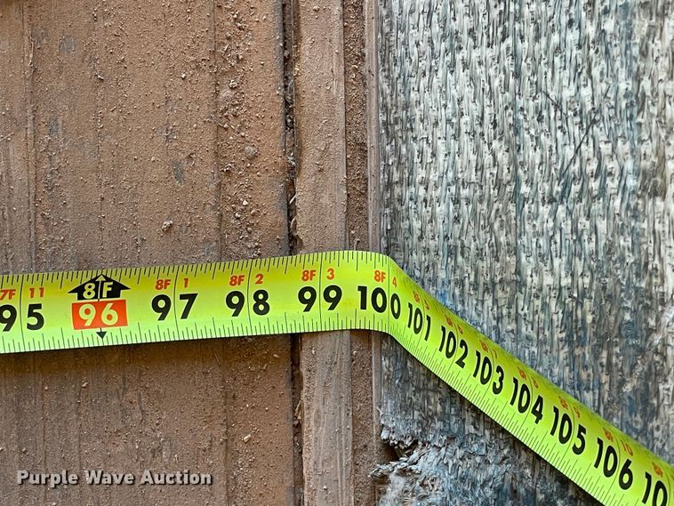 image for item DN4668 2001 Manac 48TAV  dry van trailer