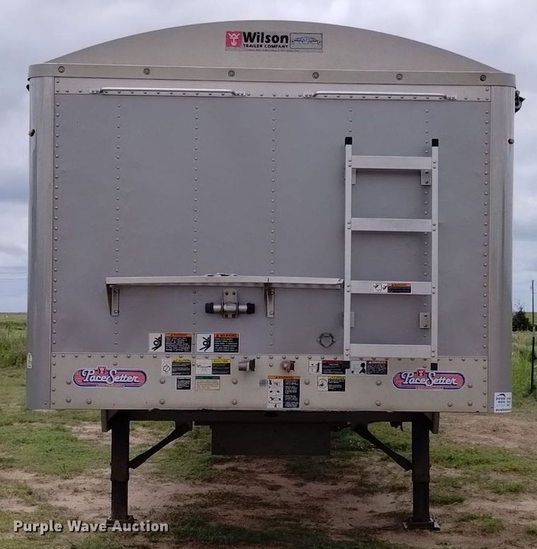 image for item DN6492 2011 Wilson DWH-551PW  grain trailer