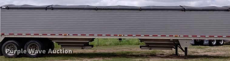 image for item DN6492 2011 Wilson DWH-551PW  grain trailer