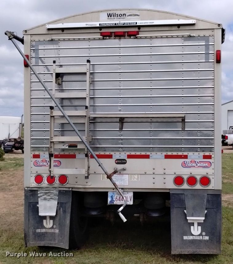image for item DN6492 2011 Wilson DWH-551PW  grain trailer
