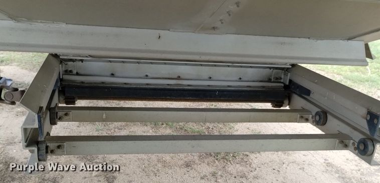 image for item DN6492 2011 Wilson DWH-551PW  grain trailer