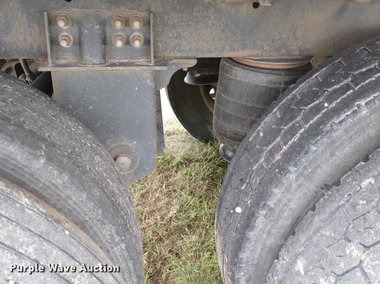 image for item DN6492 2011 Wilson DWH-551PW  grain trailer