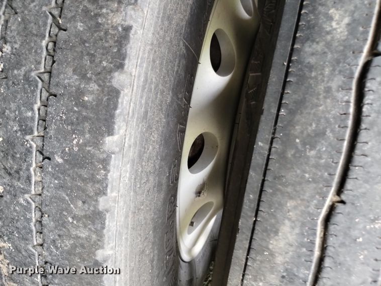 image for item DN6492 2011 Wilson DWH-551PW  grain trailer