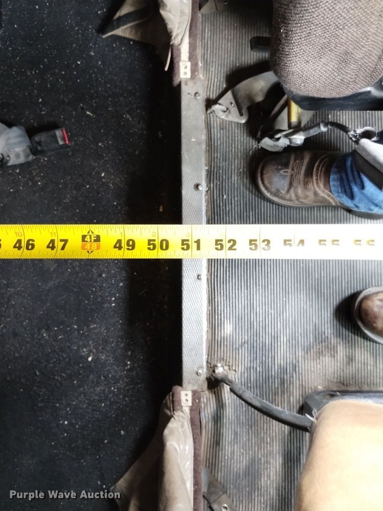 image for item DN6493 1999 Kenworth T800  semi truck